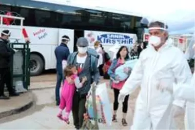Maldivler'den getirilen 209 Türk vatandaşı Kırşehir'de karantinaya alındı Maldivler'den getirilen 209 Türk vatandaşı Kırşehir'de karantinaya alındı
