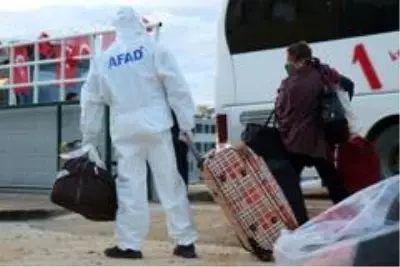 Maldivler'den getirilen 209 Türk vatandaşı Kırşehir'de karantinaya alındı Maldivler'den getirilen 209 Türk vatandaşı Kırşehir'de karantinaya alındı