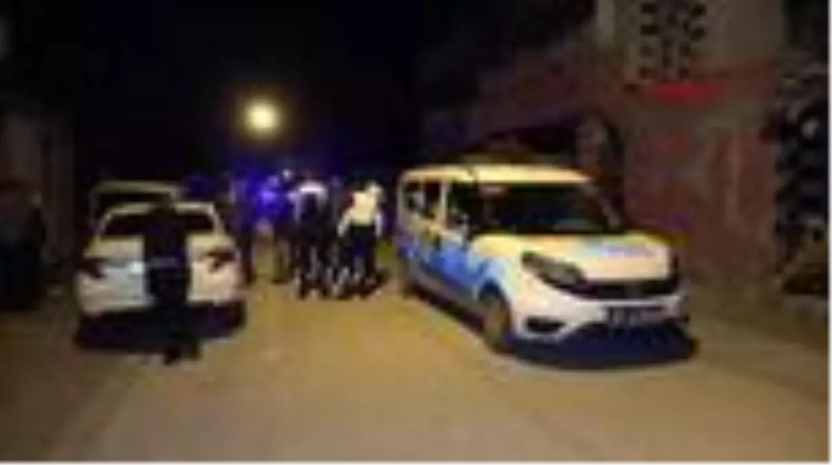 Sokak ortasında silahlı saldırıya uğrayan genç, öldü