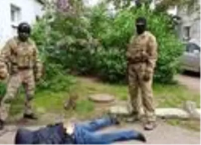 Ukrayna'da gizli roket projesini Rusya'ya sızdırmaya çalışan ajan yakalandı Ukrayna'da gizli roket projesini Rusya'ya sızdırmaya çalışan ajan yakalandı