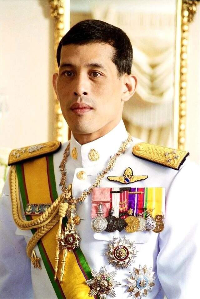 Vajiralongkorn kimdir? Tayland kralı kimdir? Tayland kralı kaç yaşında? Tayland kralı Vajiralongkorn hayatı ve biygorafisi?