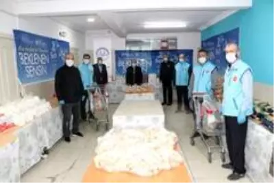 Vali Dağlı Hayır Çarşısındaki çalışmaları inceledi