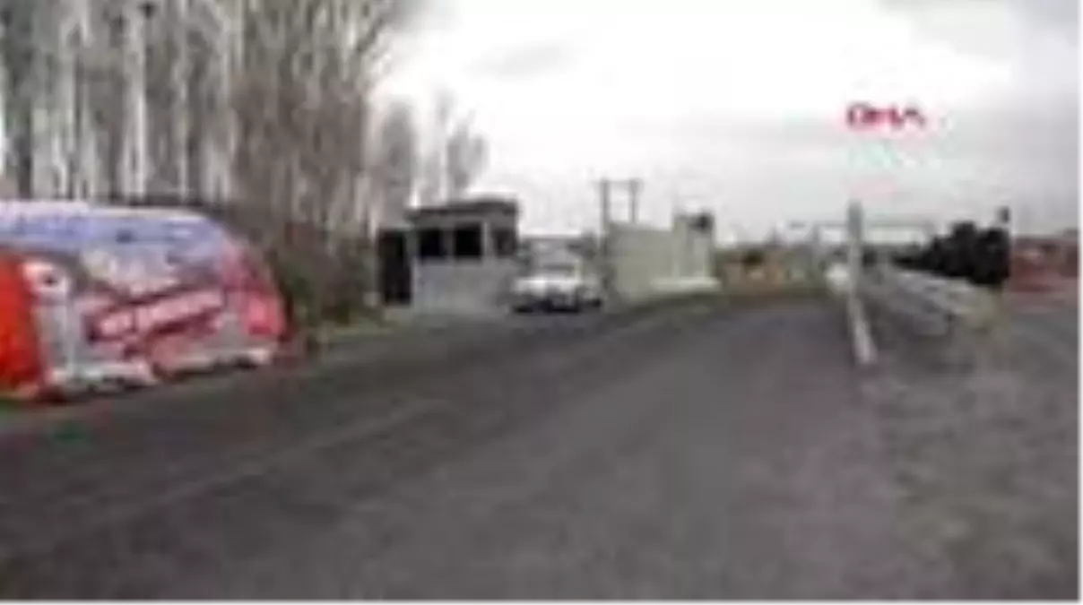 VAN-Jandarma yaşam çadırında bilgilendiriyor