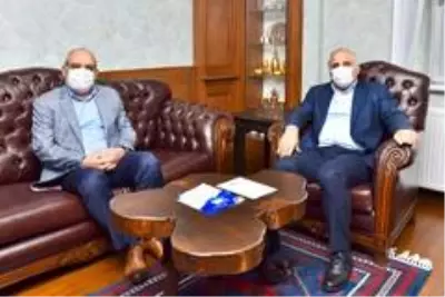 Başkan Zorluoğlu ve TESOB Başkanı Kara bir araya geldi, projelerle ilgili istişarede bulundu Başkan Zorluoğlu ve TESOB Başkanı Kara bir araya geldi, projelerle ilgili istişarede bulundu