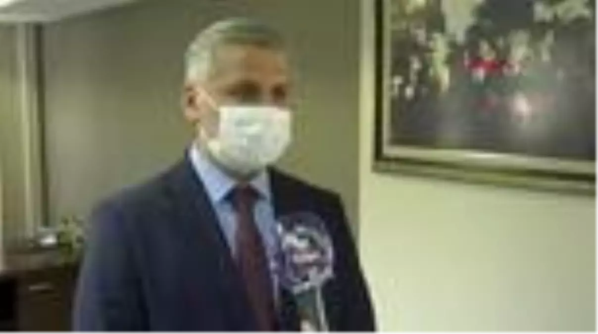 Başkent'te mezarlıklar ziyarete açıldı