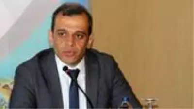 Bilim Kurulu Üyesi Azap'tan 'normalleşme' yorumu: Virüs bitmeyecek, aramızda dolaşmaya devam edecek Bilim Kurulu Üyesi Azap'tan 'normalleşme' yorumu: Virüs bitmeyecek, aramızda dolaşmaya devam edecek