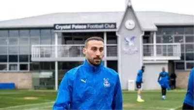 Cenk Tosun'un Mario Gomez'e 'Eyşan' benzetmesi yapması, sosyal medyayı salladı Cenk Tosun'un Mario Gomez'e 'Eyşan' benzetmesi yapması, sosyal medyayı salladı