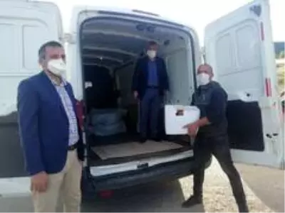 Karantina altındaki köye gıda yardımı yapıldı Karantina altındaki köye gıda yardımı yapıldı