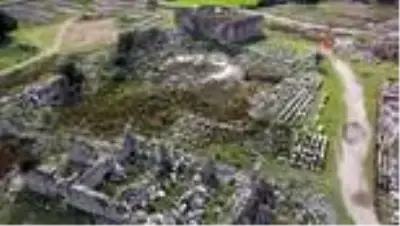 Patara kazılarında heyecanlandıran yazıt Patara kazılarında heyecanlandıran yazıt