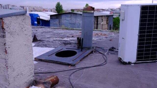 Polisten kaçmak için kıraathaneye tünel yapmışlar