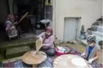 Ramazanın vazgeçilmez lezzeti kuru yufka