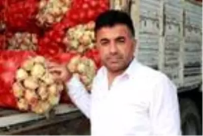 Soğanda şehirler arası fiyat dengesizliği: Adana'da halde 90 kuruş, İstanbul'da markette 6,5 TL.