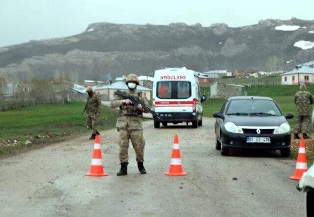 Taziye düzenlenen mahalledeki vaka sayısı 42'ye yükseldi