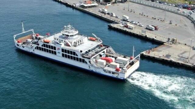 Türkiye'deki koronavirüs günlerinde Eminönü'ndeki yoğunluk havadan fotoğraflandı