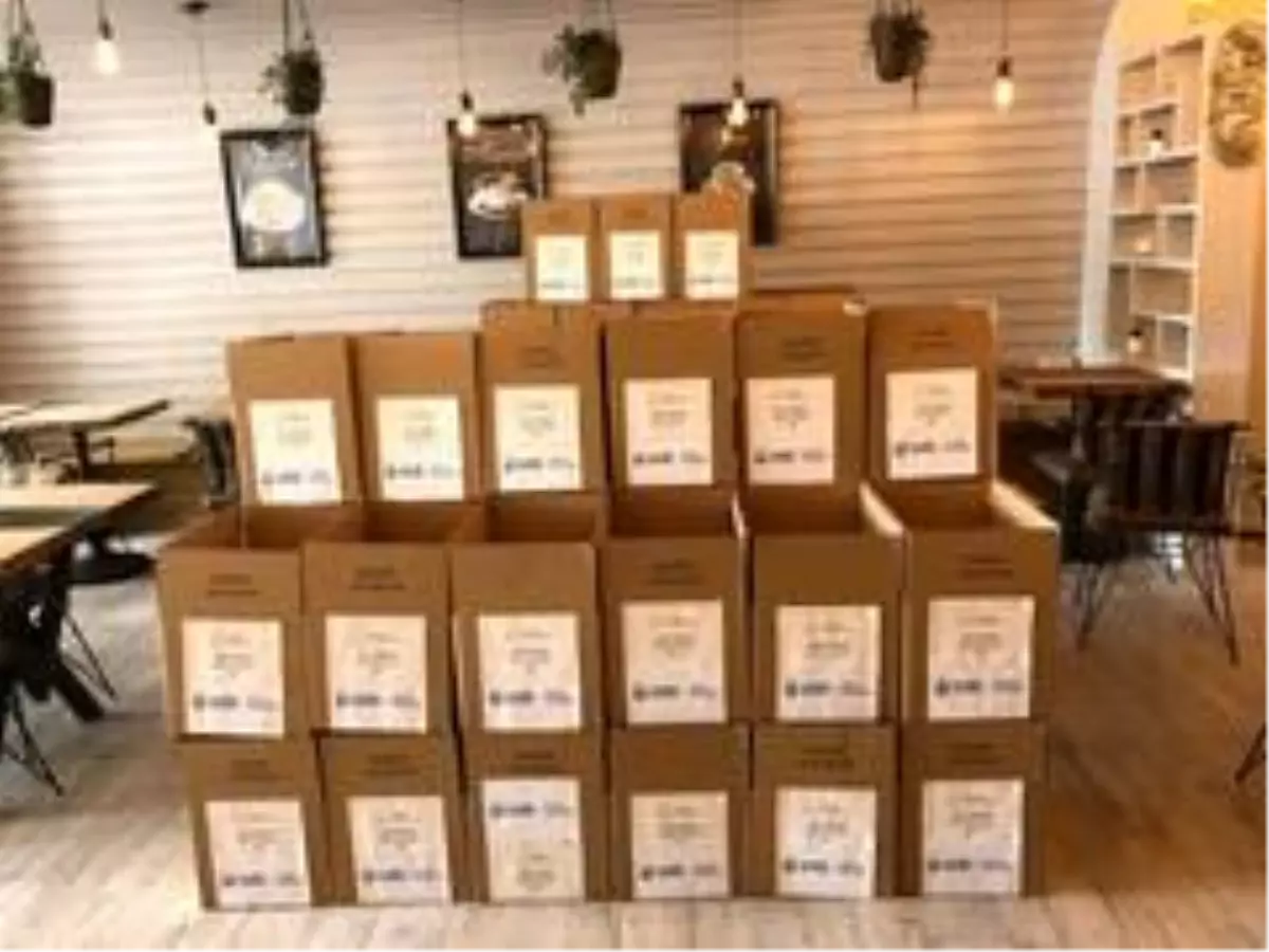 YTB desteğiyle İngiltere'de yaşlıların ihtiyaçları karşılanıyor