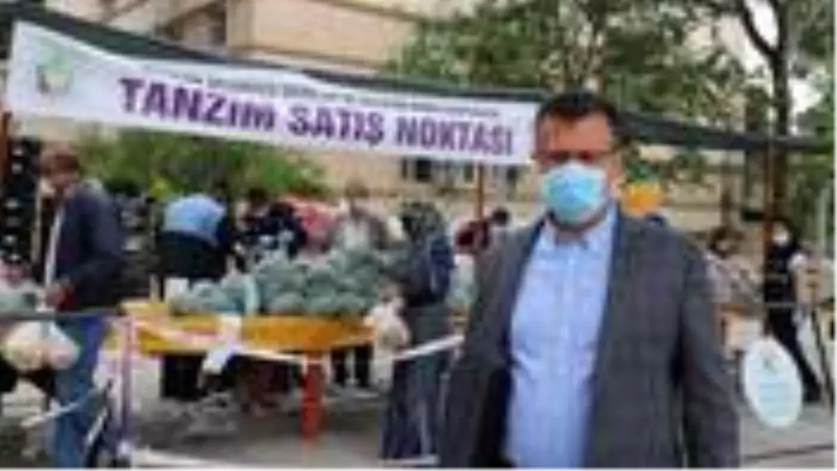 Vatandaşlar, Alaşehir Belediyesi'nin kurduğu tanzim satışına yoğun ilgi gösterdi
