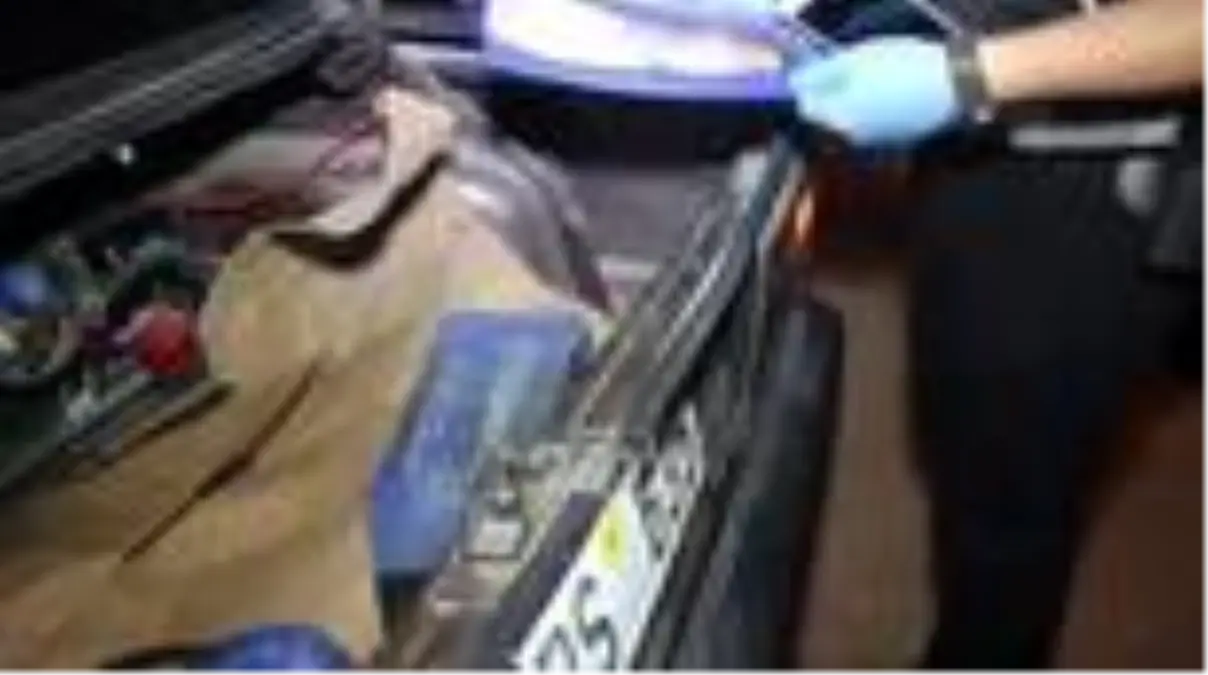 Adana'da helikopter destekli narkotik uygulaması