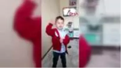 ANKARA Omurilik enfeksiyonu geçiren Ahmet Furkan, yoğun bakımda yaşam savaşı veriyor ANKARA Omurilik enfeksiyonu geçiren Ahmet Furkan, yoğun bakımda yaşam savaşı veriyor