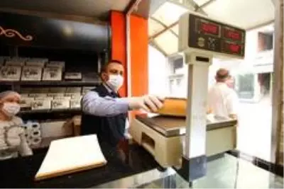 Bayraklı'da fırın ve market denetimi Bayraklı'da fırın ve market denetimi