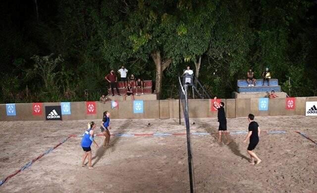 Evrim ve Nisa ile oynadığı voleybolu kazanan Acun Ilıcalı: Seyircimizde özür dileriz, pişmanım Evrim ve Nisa ile oynadığı voleybolu kazanan Acun Ilıcalı: Seyircimizde özür dileriz, pişmanım