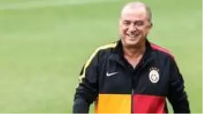 Galatasaray'da Fatih Terim ve futbolcuların koronavirüs testleri negatif çıktı Galatasaray'da Fatih Terim ve futbolcuların koronavirüs testleri negatif çıktı