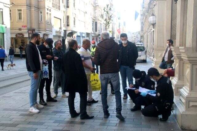 İstiklal Caddesi'nde maskesiz gezen vatandaş, bin lira ceza yazılınca neye uğradığını şaşırdı
