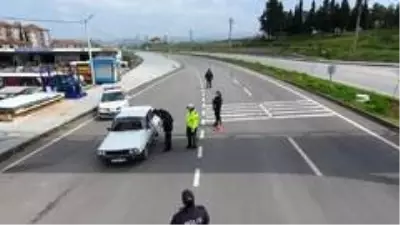 Sındırgı'da sürücülere uygulamalı trafik bilgilendirmesi