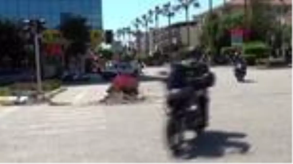 ANTALYA Motosikletlilerden Kızılay'a kan bağışı