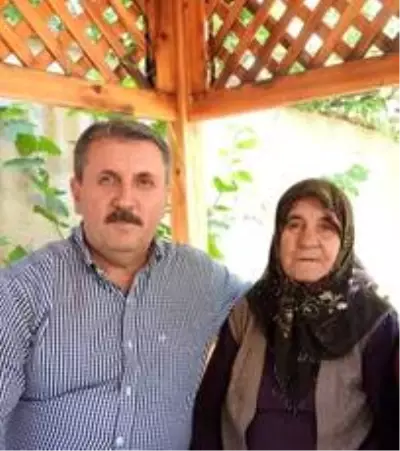 BBP Genel Başkanı Destici'den Anneler Günü mesajı BBP Genel Başkanı Destici'den Anneler Günü mesajı