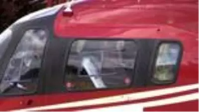 Elinden yaralanan kişi ambulans helikopterle hastaneye kaldırıldı Elinden yaralanan kişi ambulans helikopterle hastaneye kaldırıldı
