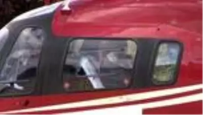 Elinden yaralanan kişi ambulans helikopterle hastaneye kaldırıldı Elinden yaralanan kişi ambulans helikopterle hastaneye kaldırıldı