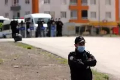 Grup Yorum üyesi Gökçek defnedildi Grup Yorum üyesi Gökçek defnedildi