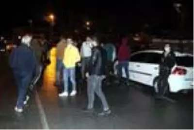 Grup Yorum üyesi Gökçek'in cenazesi Kayseri'ye getirildi, mahalleli sokağa döküldü Grup Yorum üyesi Gökçek'in cenazesi Kayseri'ye getirildi, mahalleli sokağa döküldü