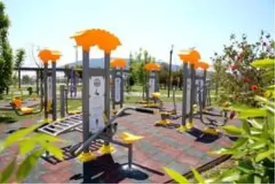 Kaş Belediyesinden çocuklara oyun parkı Kaş Belediyesinden çocuklara oyun parkı