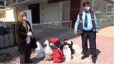Virüsün ayırdığı çifti zabıta kavuşturdu Virüsün ayırdığı çifti zabıta kavuşturdu