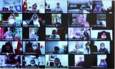Bakan Selçuk, şehit anneleri ve huzurevindeki büyüklerin Anneler Gününü kutladı Bakan Selçuk, şehit anneleri ve huzurevindeki büyüklerin Anneler Gününü kutladı