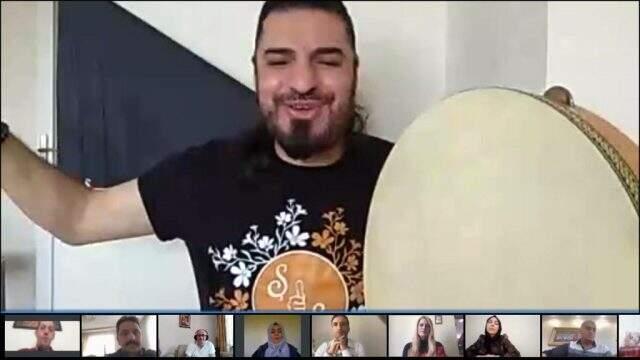 Evladı vatan nöbetindeki anneler canlı konserle moral buldu