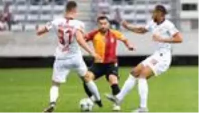 Göztepe'nin hedefi Şener Özbayraklı