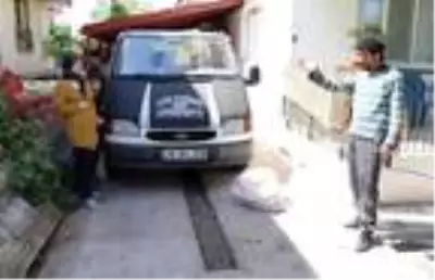 Hırsızla karşılaşan 16 yaşındaki Nefise'nin korkusu Hırsızla karşılaşan 16 yaşındaki Nefise'nin korkusu