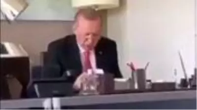 AK Parti İstanbul İl Başkanı Şenocak, Cumhurbaşkanı Erdoğan'ın Kur'an tilavetini paylaştı AK Parti İstanbul İl Başkanı Şenocak, Cumhurbaşkanı Erdoğan'ın Kur'an tilavetini paylaştı