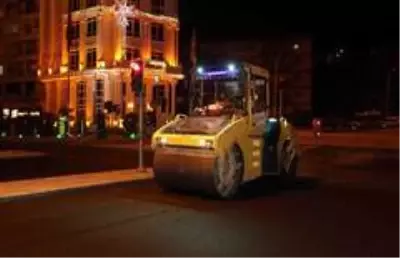 Başkan Büyükakın, 'Kentimize eser kazandırmak için aşk ile çalışıyoruz' Başkan Büyükakın, 'Kentimize eser kazandırmak için aşk ile çalışıyoruz'