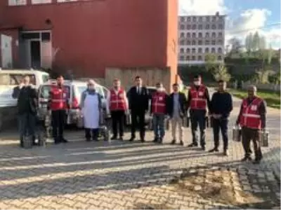 Hizan'daki ihtiyaç sahiplerine yemek yardımı Hizan'daki ihtiyaç sahiplerine yemek yardımı