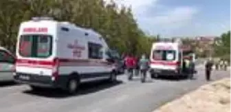 Büyükçavuşlu: İstanbul-Çerkezköy yolunda iki otomobilin çarpışması sonucu 4 kişi yaralandı Büyükçavuşlu: İstanbul-Çerkezköy yolunda iki otomobilin çarpışması sonucu 4 kişi yaralandı