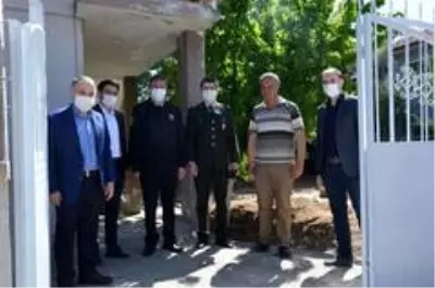 Kaymakam Duru, şehit annelerini unutmadı Kaymakam Duru, şehit annelerini unutmadı