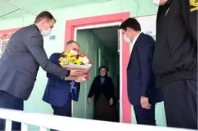 Kaymakam Duru, şehit annelerini unutmadı Kaymakam Duru, şehit annelerini unutmadı