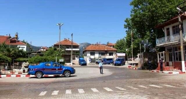 Berberin testinin pozitif çıktığı beldede, sıkı karantina önlemleri alındı