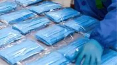 Maske üretim ve satışı yapan 10 firmaya fahiş fiyat soruşturması açıldı Maske üretim ve satışı yapan 10 firmaya fahiş fiyat soruşturması açıldı