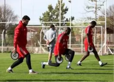 Sivasspor güç depoluyor Sivasspor güç depoluyor