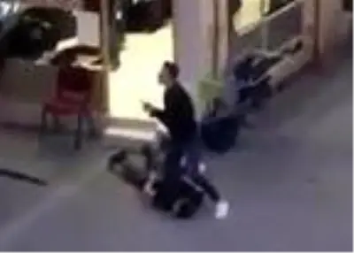 Su tesisatçısı iki kardeşin alacak kavgası: 1 ölü, 2 yaralı Su tesisatçısı iki kardeşin alacak kavgası: 1 ölü, 2 yaralı