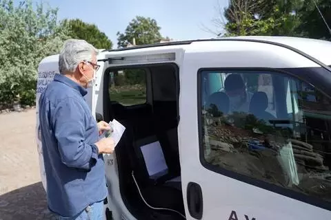 Ayvalık'ta kapıda ödeme dönemi başladı Ayvalık'ta kapıda ödeme dönemi başladı